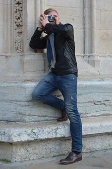 man-1004406__340